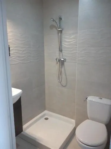 Hotell De Menilmontant Paris