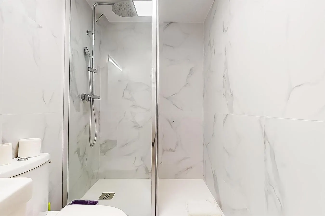 De Menilmontant Hotel 3*